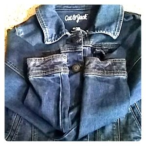 Cat & Jack Girls Jean Jacket Size: M